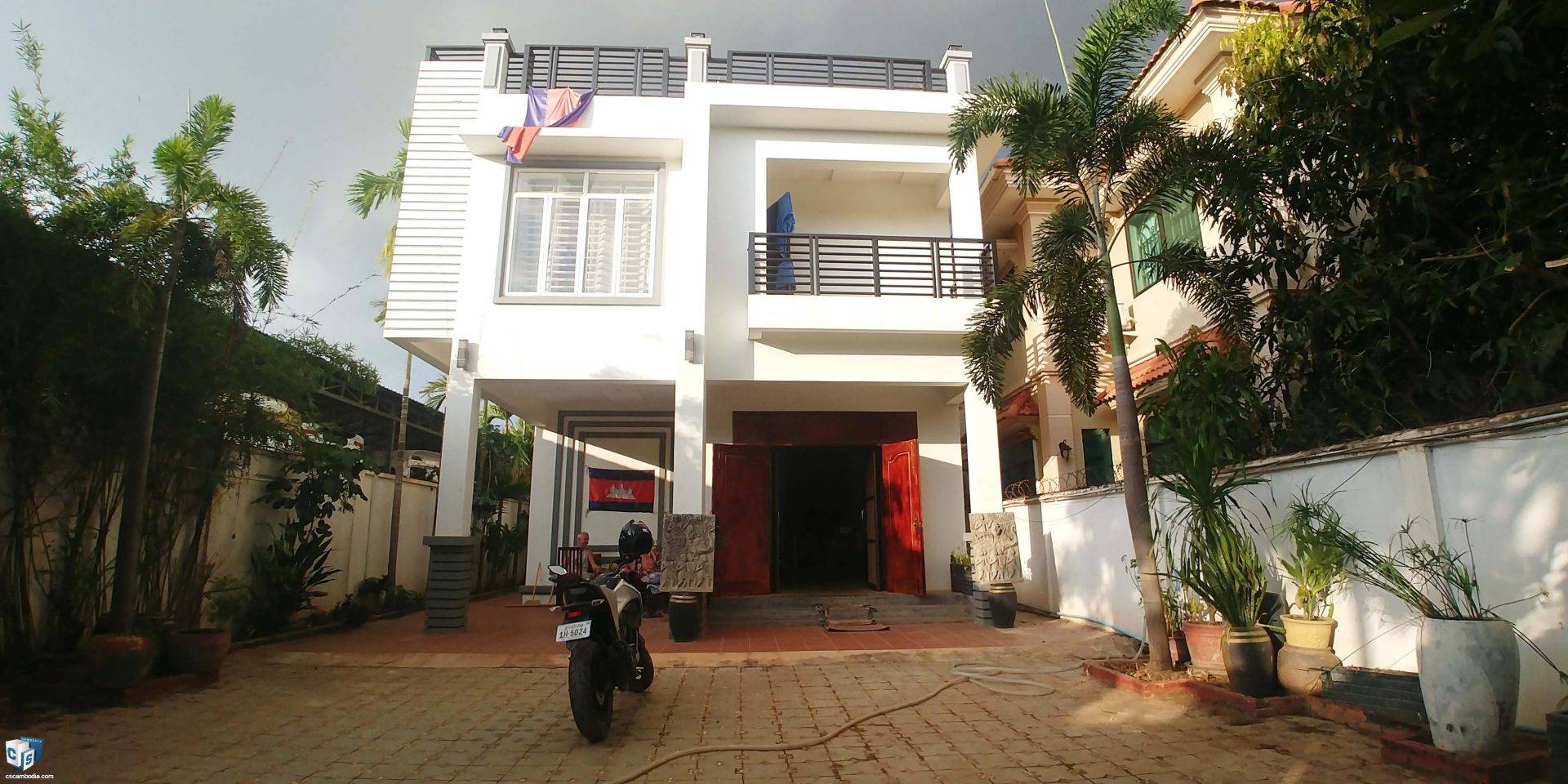 4 Bedroom House for Sale in Svay Dangkom, Siem Reap
