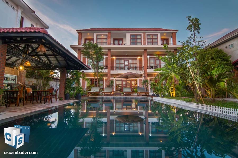 Beautiful 2-Villa Property with 2 Swimming Pools for Rent in Svay Dangkum, Siem Reap